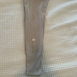 Alo yoga leggings